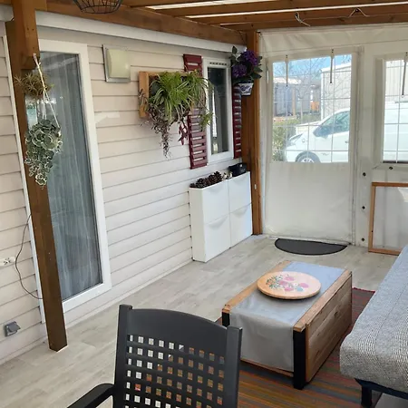 Mobil Home Sous Le Soleil Camping Les Sables Du Midi Kamp alanı