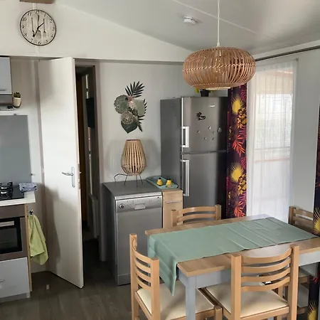 Mobile Homes Sous Le Soleil Campsite 4*