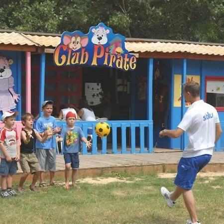 Mobile Homes Sous Le Soleil Campsite 4*