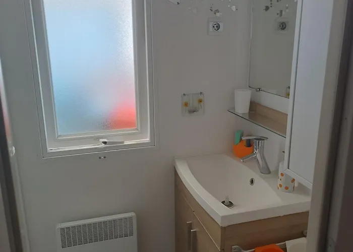 Mobile Homes Sous Le Soleil 4*